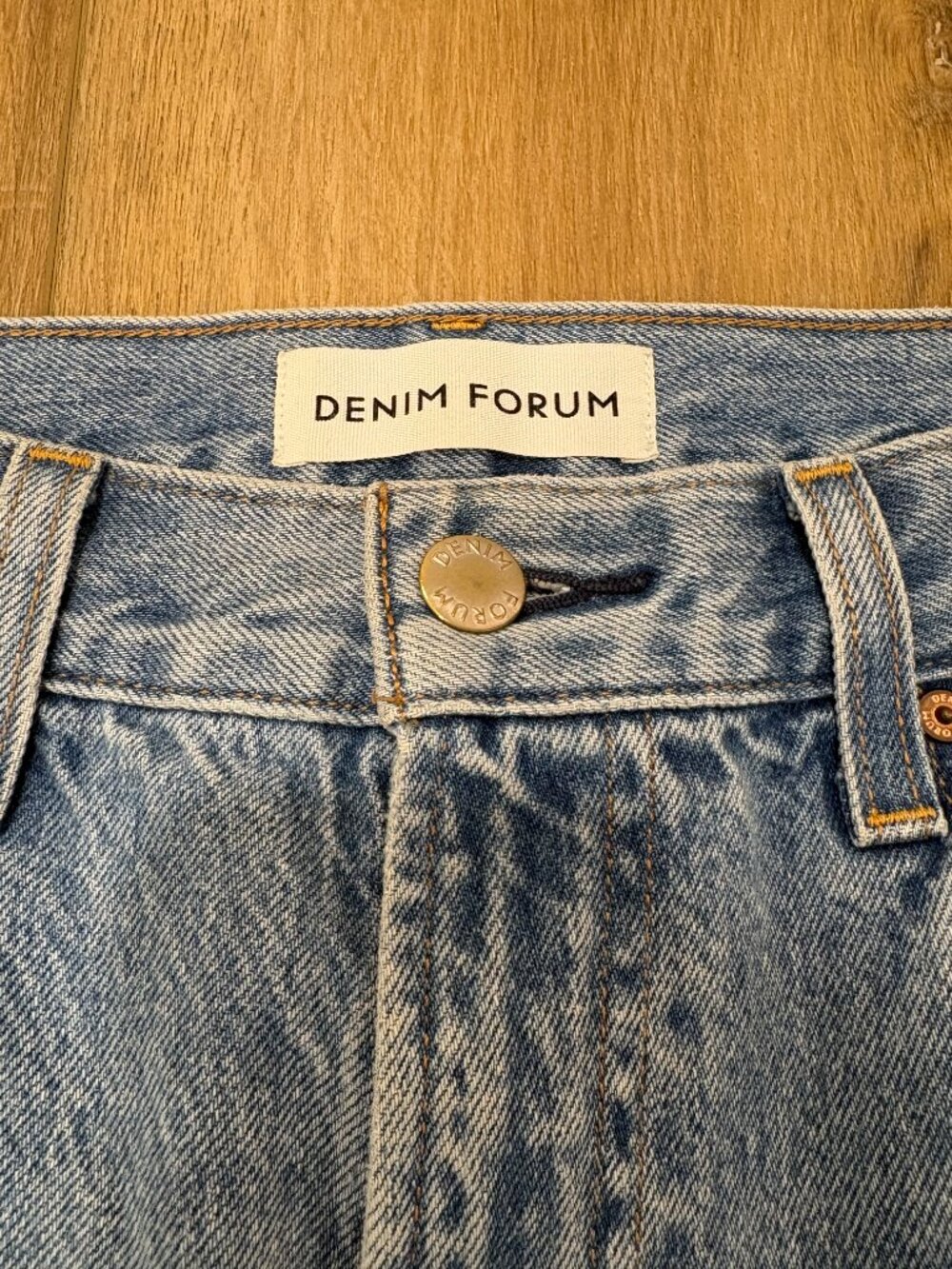 🌟DENIM FORUM🌟 ARITZIA THE 90'S LO-RISE BAGGY WIDE LIGHT WASH SZ 30 - Picture 4 of 8